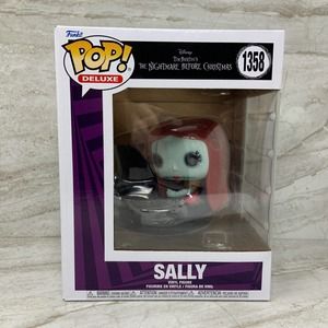 Funko POP! Deluxe TNBC 30th Sally with Deadly Nightshade Vinyl Figure (#1358)